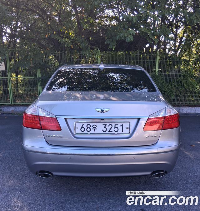 Hyundai Genesis из Кореи Encar