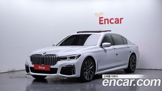 BMW 7-Series 740Li xDrive M Sport Package — пробег 106 420 км — фото 1 из 5