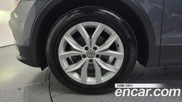 Volkswagen Tiguan из Кореи Encar