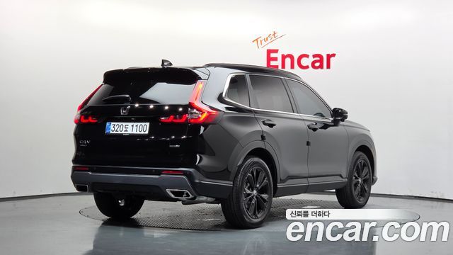 Honda CR-V 2.0 Hybrid Touring 4WD — пробег 3 200 км — фото 2 из 5