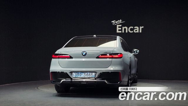 BMW i7 xDrive 60 M sport — пробег 70 702 км — фото 4 из 5