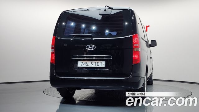 Hyundai Starex Wagon 12-Seater Smart — пробег 89 988 км — фото 4 из 5