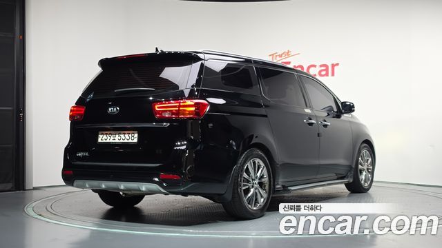 Kia Carnival из Кореи Encar