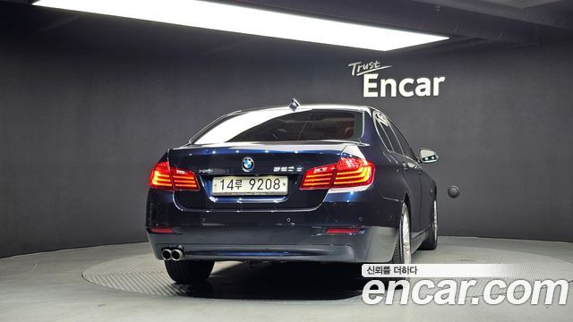 BMW 5-Series 520d xDrive — пробег 131 511 км — фото 4 из 5