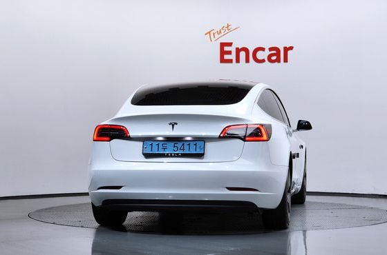 Tesla Model 3 Standard Range Plue RWD — пробег 141 398 км — фото 4 из 5