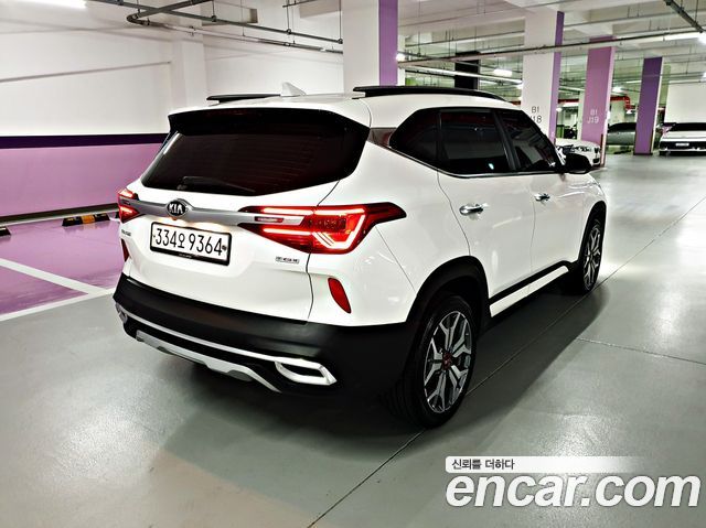 Kia Seltos из Кореи Encar