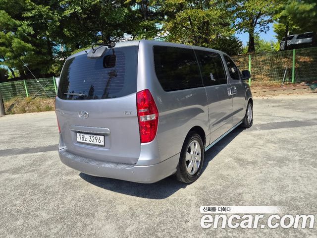 Hyundai Starex Wagon 12-Seater Smart — пробег 174 620 км — фото 5 из 5