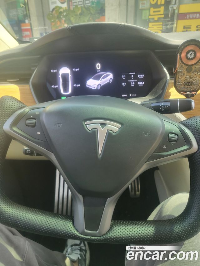 Tesla Model X из Кореи Encar