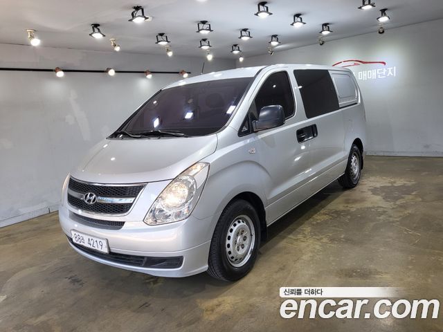 Hyundai Starex 5-Seater VAN CVX Value — пробег 118 000 км — фото 3 из 5
