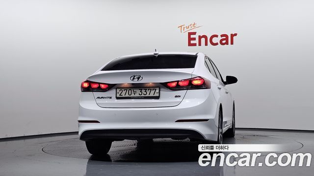 Hyundai AVANTE из Кореи Encar