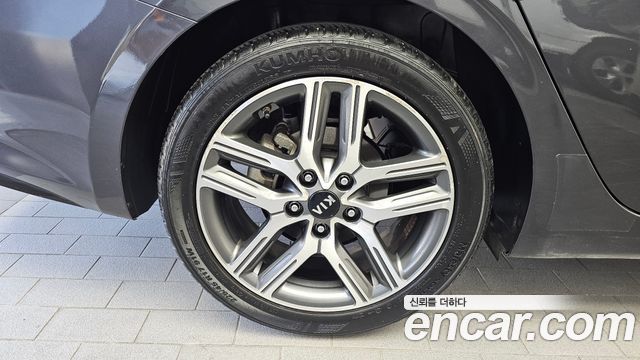 Kia K3 из Кореи Encar