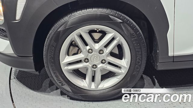 Hyundai Kona из Кореи Encar