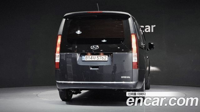 Hyundai Staria из Кореи Encar
