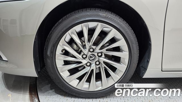 Lexus ES из Кореи Encar
