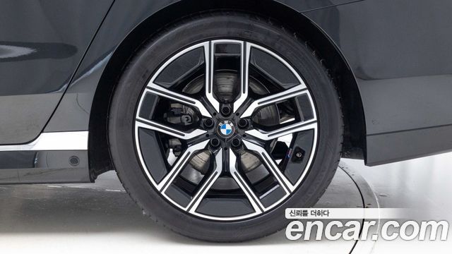 BMW 7-Series 740i xDrive M Sport Limited — пробег 11 549 км — фото 5 из 5
