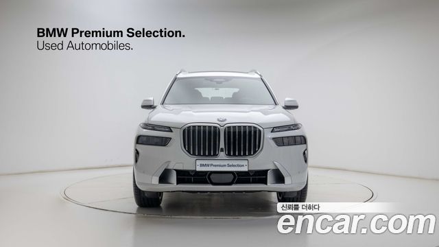 BMW X7 xDrive 40i Design Pure Excellence 7-Seater — пробег 6 029 км — фото 3 из 5