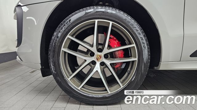 Porsche Macan из Кореи Encar