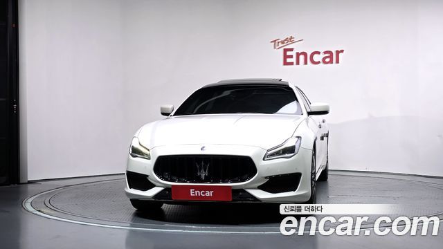 Maserati Quattroporte из Кореи Encar