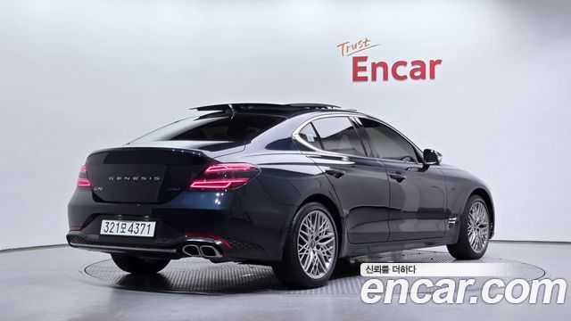 Genesis G70 Gasoline 2.0T 4WD — пробег 60 835 км — фото 2 из 5