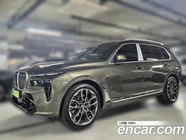 BMW X7 xDrive 40i M Sport 6STR — пробег 2 380 км — фото 2 из 5