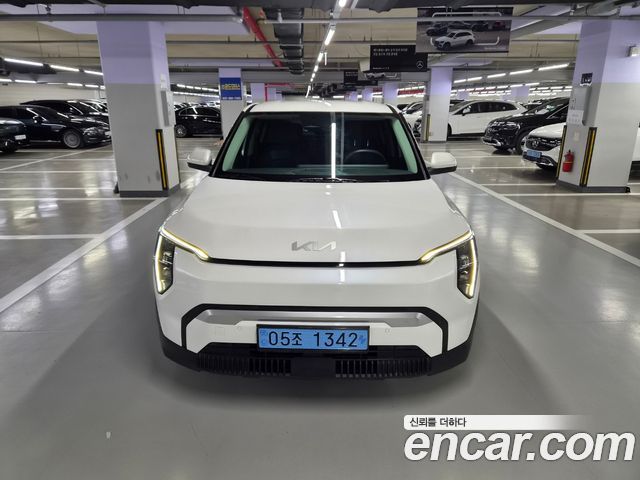 Kia EV3 из Кореи Encar