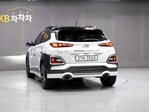 Hyundai Kona 1.6 Turbo 2WD FLUX Premium Special — пробег 186 909 км — фото 4 из 5