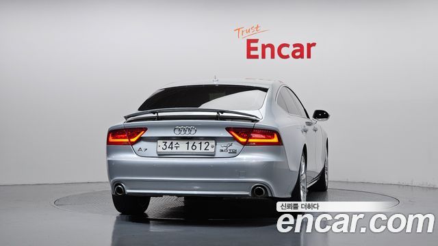 Audi A7 3.0 TDI Quattro Dynamic 4G — пробег 177 821 км — фото 4 из 5
