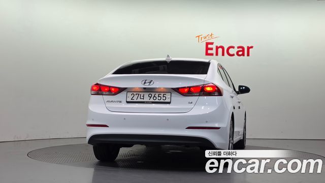 Hyundai AVANTE из Кореи Encar