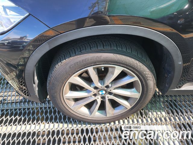 BMW X6 xDrive 30d — пробег 119 000 км — фото 3 из 5