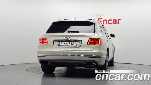 Bentley Bentayga из Кореи Encar