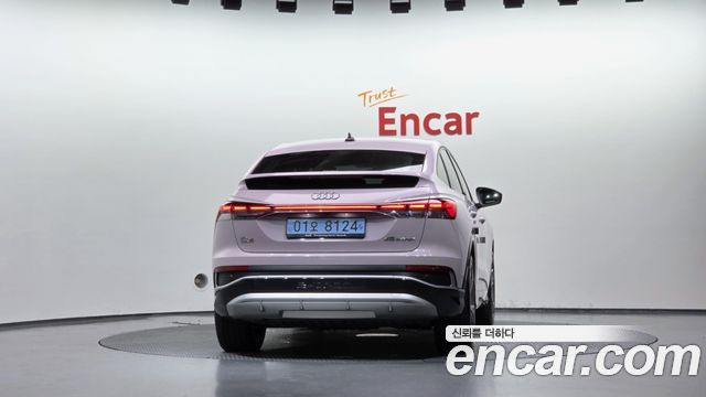 Audi Q4 e-tron 45 Premium Sportback — пробег 26 161 км — фото 4 из 5