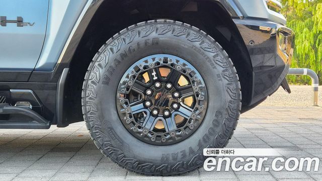 GMC Hummer EV e4WD — пробег 14 258 км — фото 5 из 5