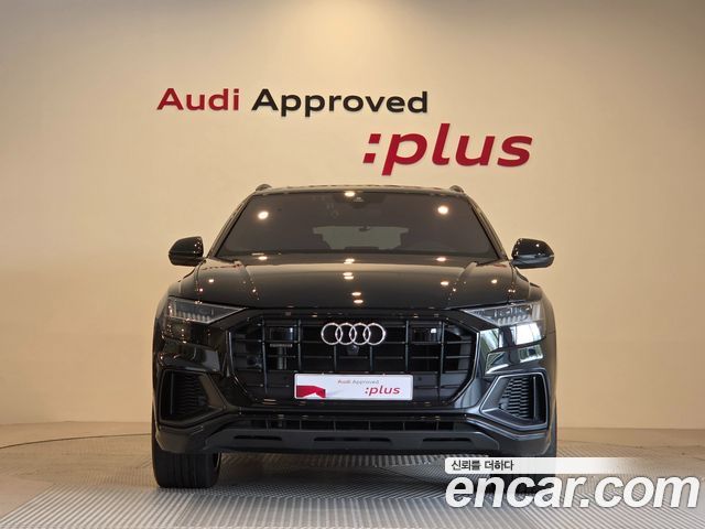 Audi Q8 55 TFSI Quattro Premium — пробег 28 456 км — фото 3 из 5