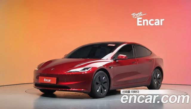 Tesla Model 3 Long Range AWD — пробег 17 764 км — фото 1 из 5