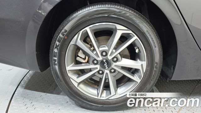 Kia K3 из Кореи Encar