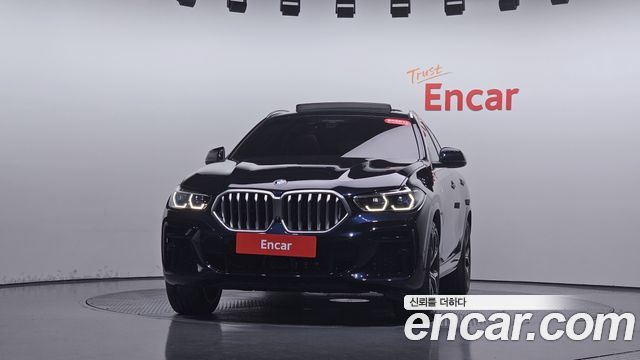 BMW X6 xDrive40i M Sport — пробег 75 571 км — фото 3 из 5