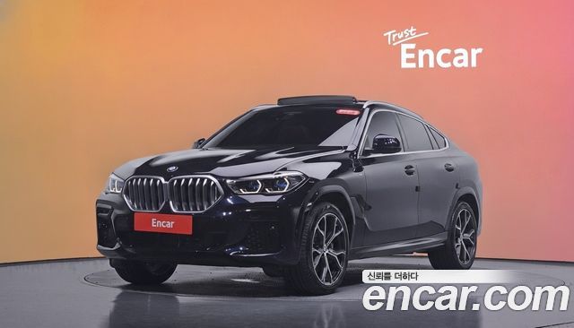 BMW X6 xDrive40i M Sport — пробег 75 571 км — фото 1 из 5
