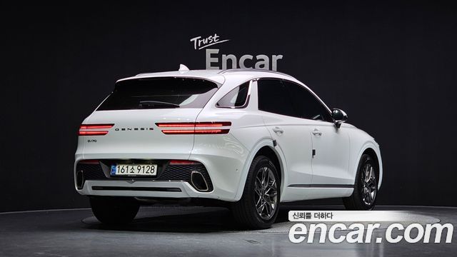 Genesis GV70 из Кореи Encar