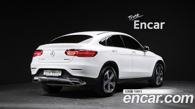 Mercedes-Benz GLC-Class GCL300 4MATIC Coupe — пробег 89 652 км — фото 2 из 5