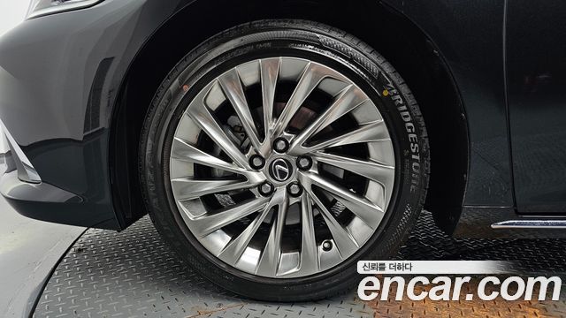 Lexus ES из Кореи Encar