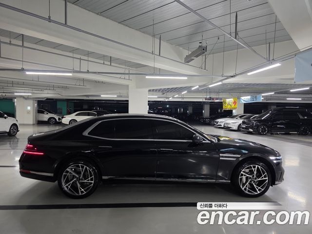 Genesis G90 Gasoline 3.5 Turbo AWD — пробег 33 000 км — фото 3 из 5