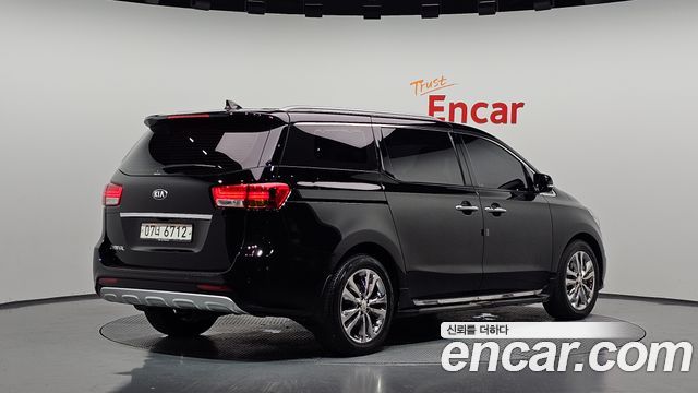 Kia Carnival из Кореи Encar