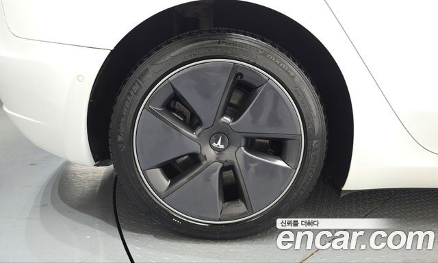 Tesla Model 3 Long Range AWD — пробег 25 571 км — фото 5 из 5