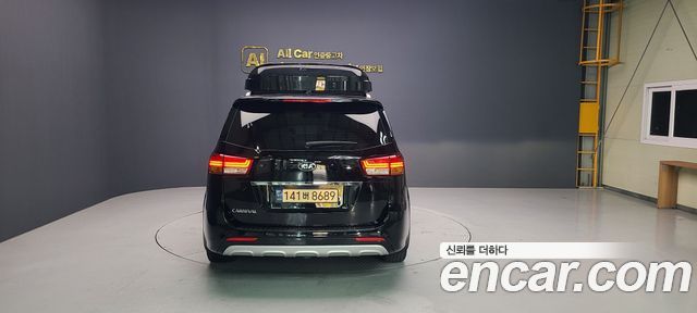 Kia Carnival из Кореи Encar