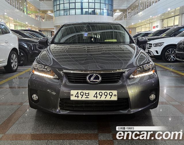 Lexus CT200h из Кореи Encar