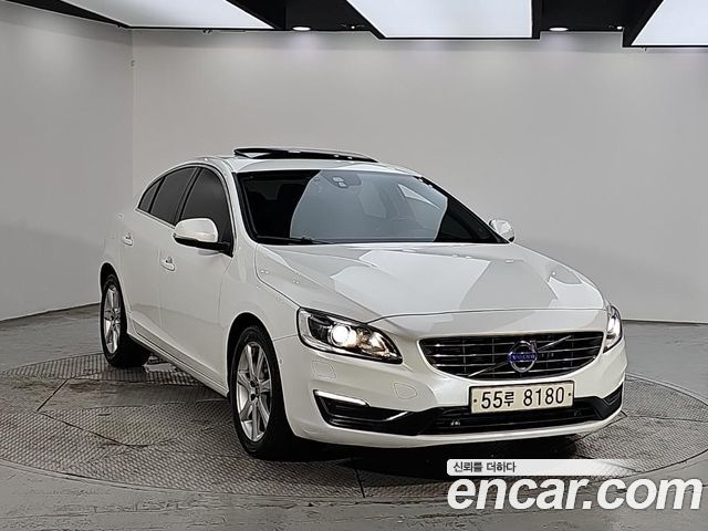 Volvo S60 D3 2nd — пробег 172 690 км — фото 2 из 5