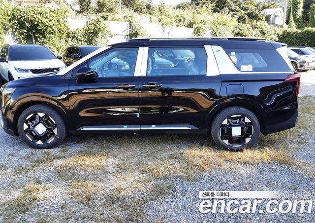 Kia Carnival HEV 9seater Nobless — пробег 1 км — фото 2 из 5