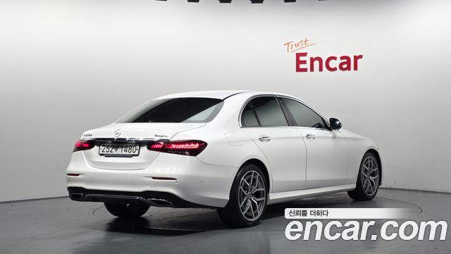 Mercedes-Benz E-Class E220d 4MATIC AMG Line — пробег 86 945 км — фото 2 из 5