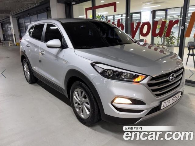 Hyundai Tucson Diesel 2.0 2WD Style — пробег 77 402 км — фото 2 из 5