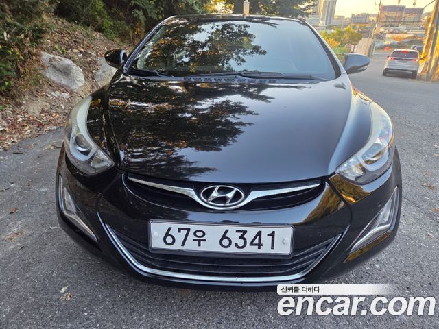 Hyundai AVANTE 1.6 GDi 10 Million Limited TUIX Edition II — пробег 163 408 км — фото 1 из 5